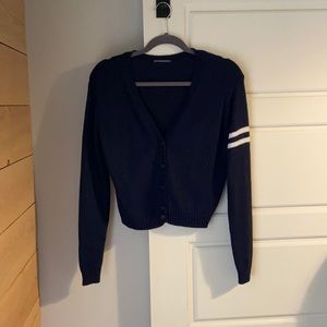 Brandy Melville button up cropped cardigan